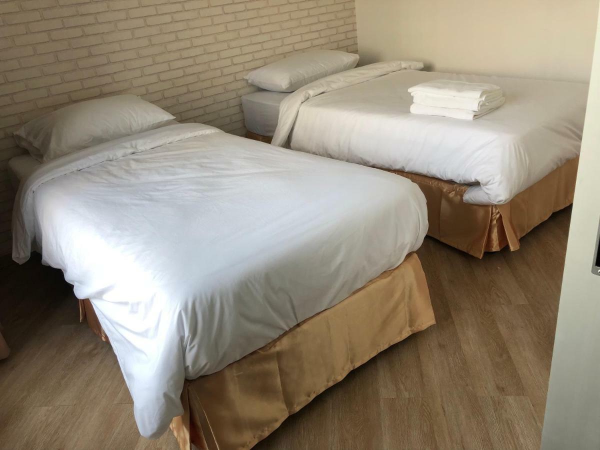 The Lux Ladprao 10 公寓式酒店